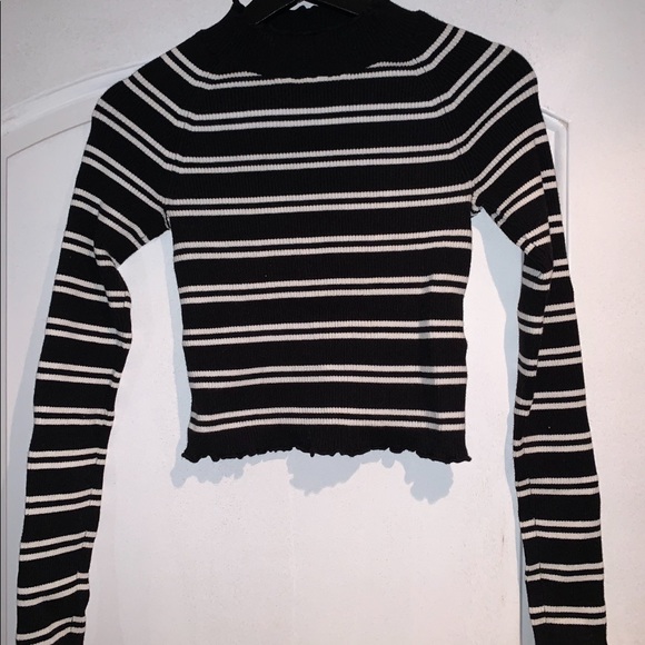 Clothes - Picture 15 of 16